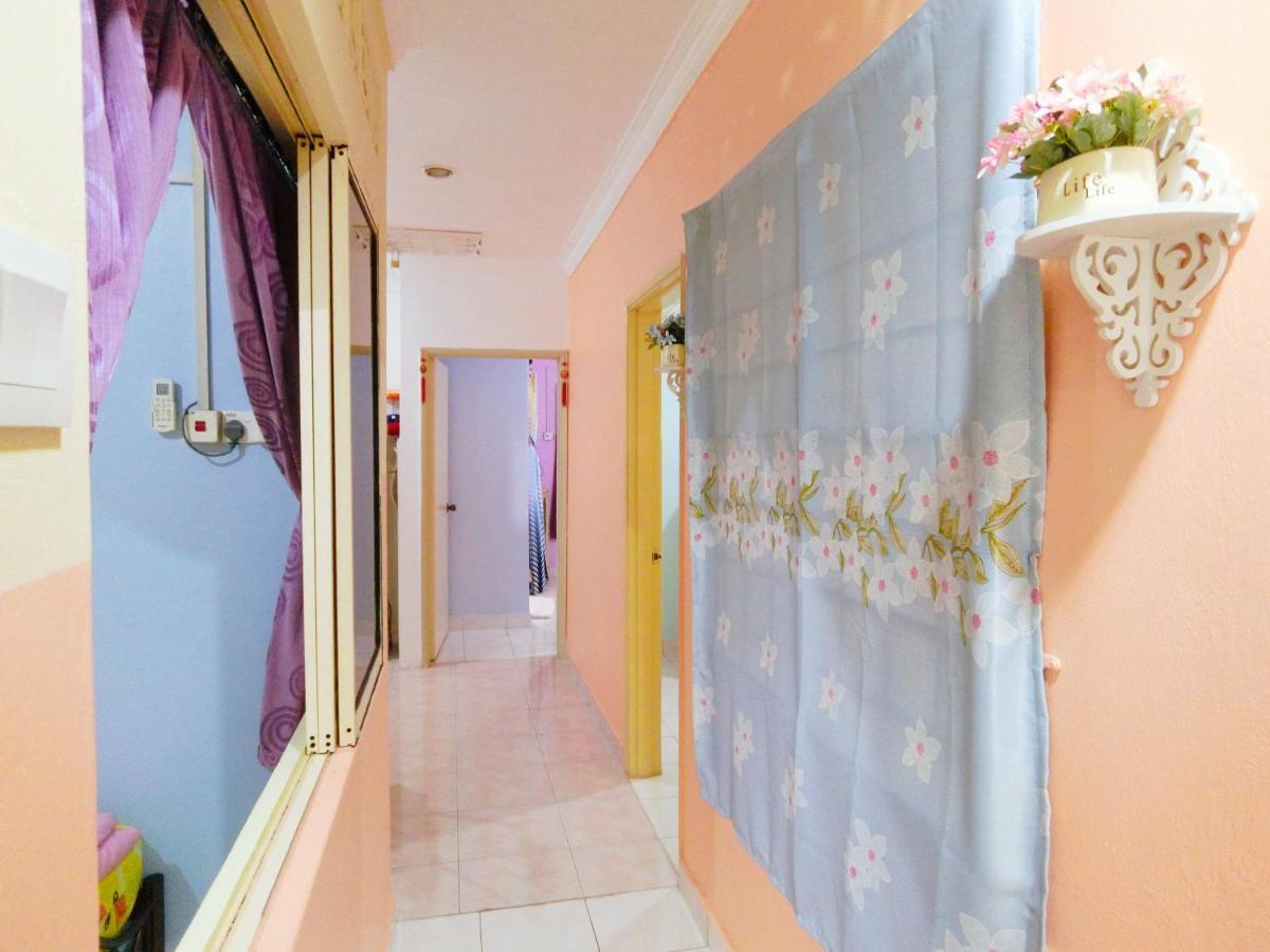 Little Family Homestay Malacca ภายนอก รูปภาพ